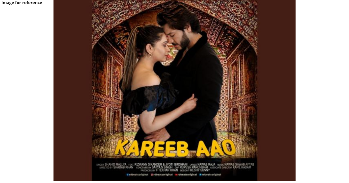 Rizwann Sikander & Jyoti Girdhani in “Kareeb Aao” Expresses a Euphoric Feeling of Love